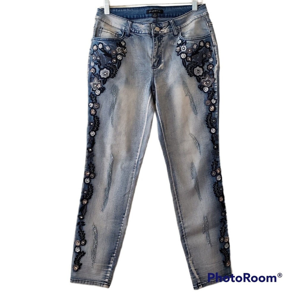 Juliette Sz 6 Embroidered Beaded Bling Distressed Denim Jeans mid rise